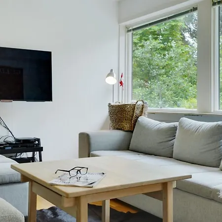Flor - 900m From The Sea By Interhome Feriehus *